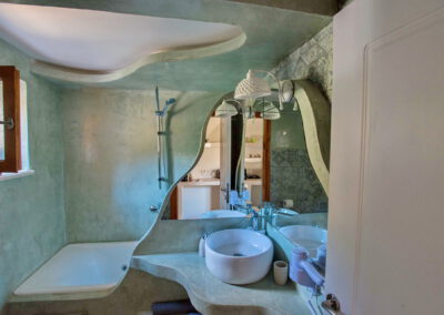 To Spiti Mas - Apartment 4 - Bathroom with Jacuzzi